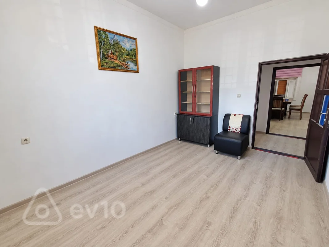 3 otaqlı mənzil, 80 m², Əşrəf Yunisov — Mənzil, Bakı (6)
