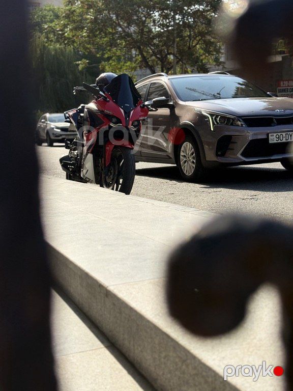 Bajaj Pulsar RS 200, 200 sm3, 2026 il, 2 100 km — Motosikletlər, Bakı (5)