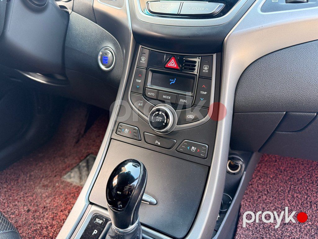Hyundai Avante, 1.6 L, 2014 il, 175 000 km — Avtomobillər, Bakı (10)