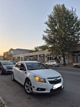 Chevrolet Cruze, 1.4 L, 2014 il, 315 000 km — Автомобили