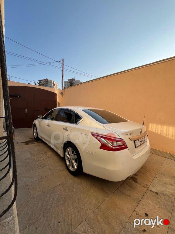 Nissan Altima, 2.5 L, 2014 il, 235 000 km — Avtomobillər, Bakı (9)