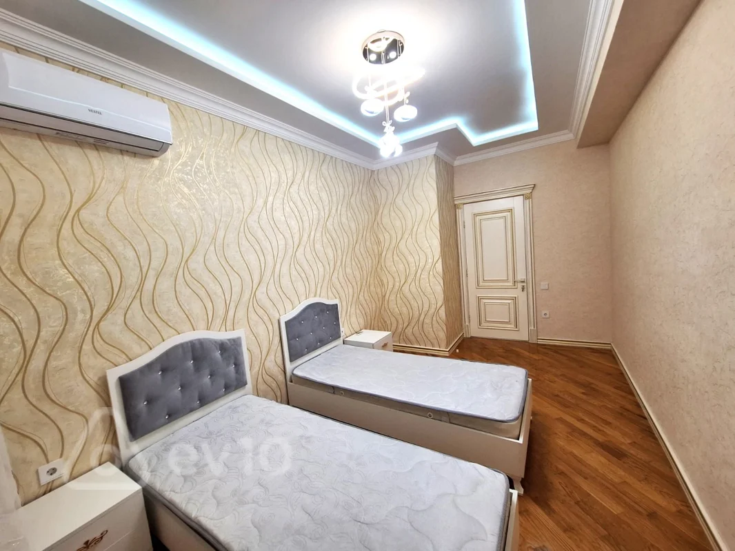 3 otaqlı mənzil, 103 m², Yasamal ray. Həsən Bəy Zərdabi küç. — kirayə — Mənzil, Bakı (7)