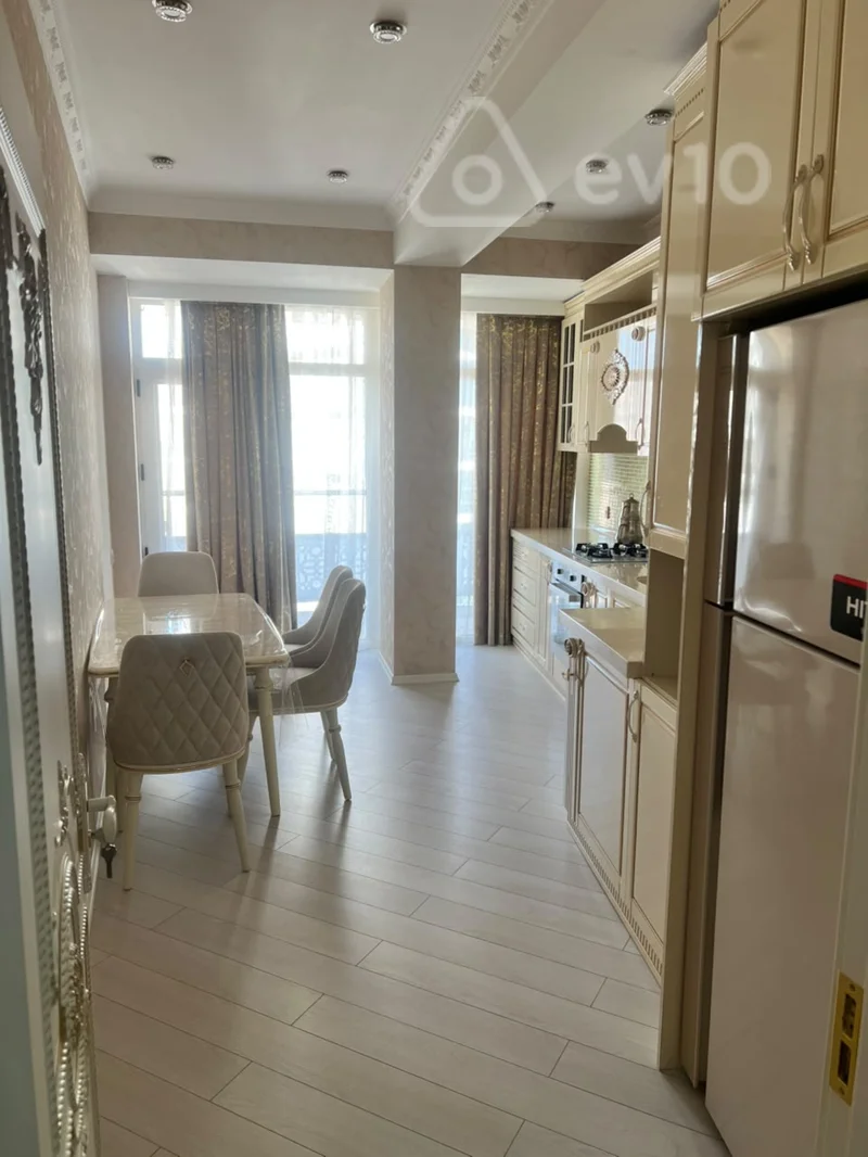 2 otaqlı mənzil, 110 m², Salatın Əsgərova kucesi — kirayə — Mənzil, Bakı (3)