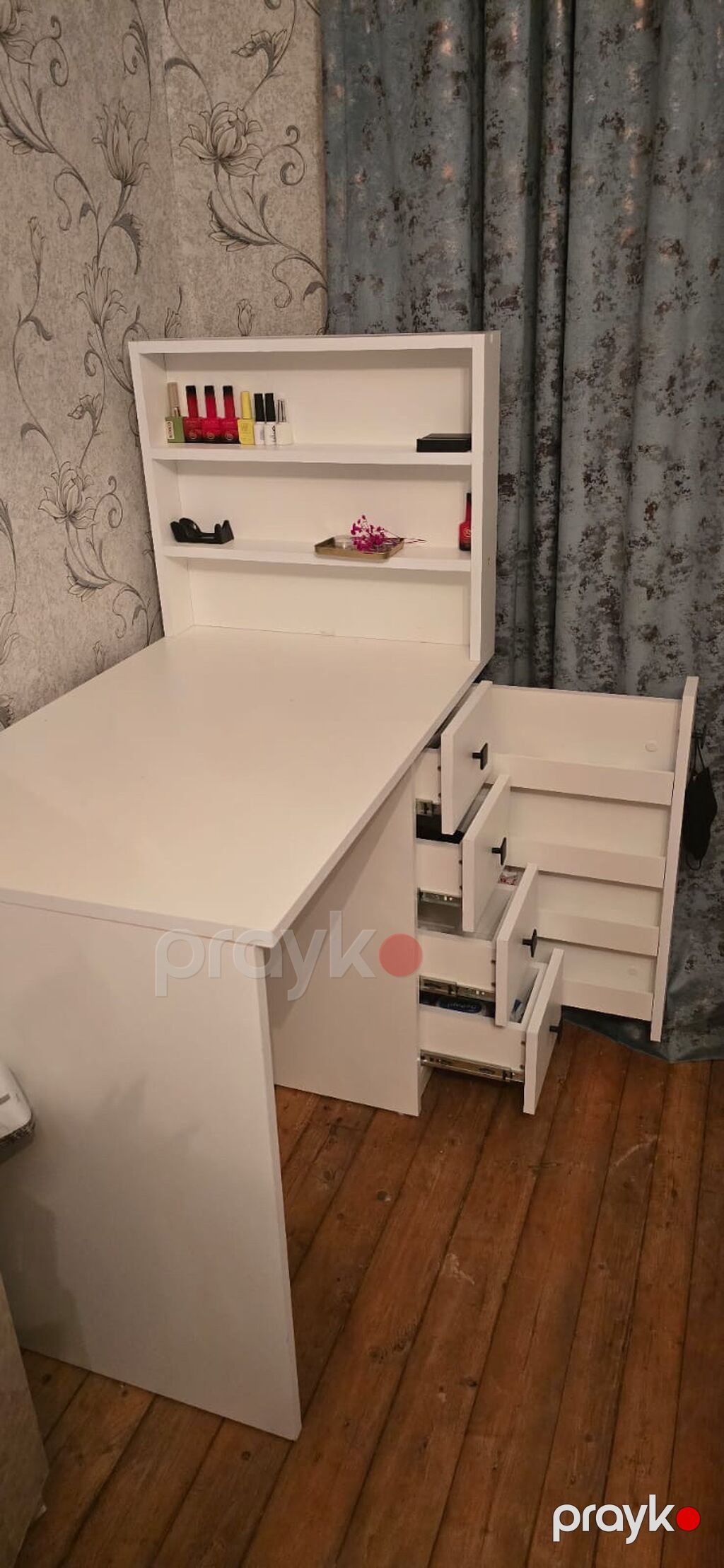 İşlənmiş, Manikür üçün masa — Salon mebeli, Bakı (2)