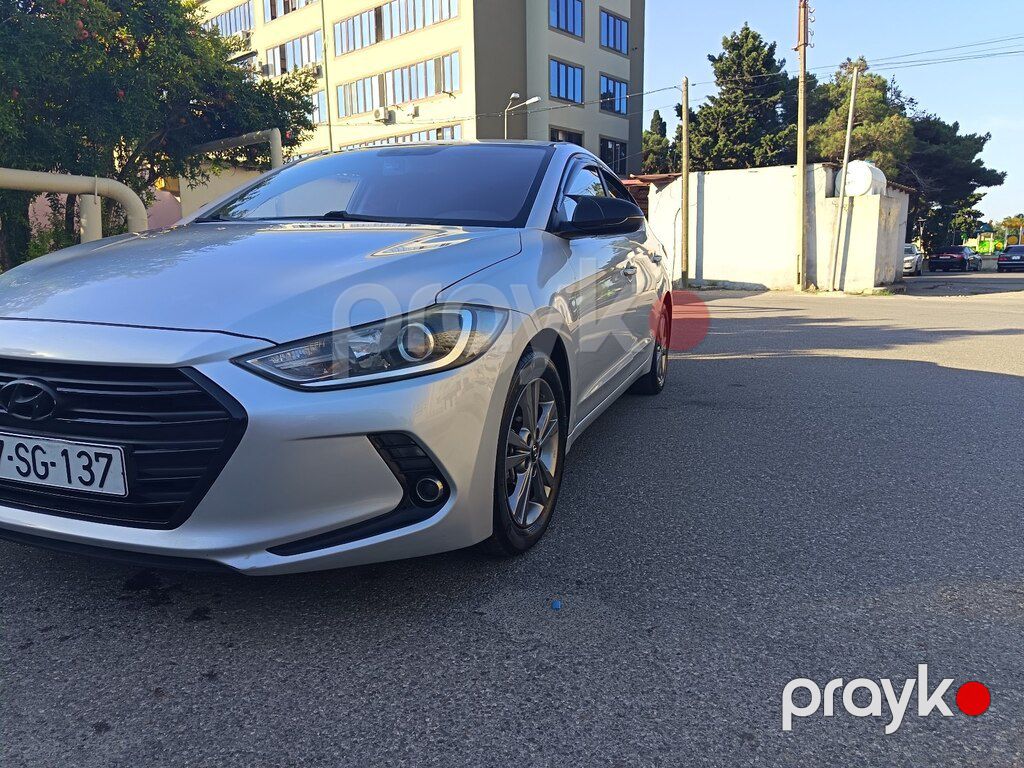 Hyundai Avante, 1.6 L, 2016 il, 150 000 km — Avtomobillər, Bakı (5)