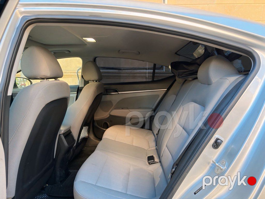 Hyundai Elantra, 2.0 L, 2018 il, 299 340 km — Avtomobillər, Bakı (7)