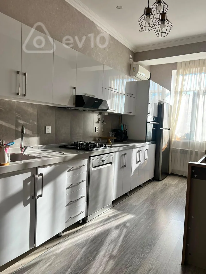 3 otaqlı mənzil, 88 m², Babək prospekti — kirayə — Bakı