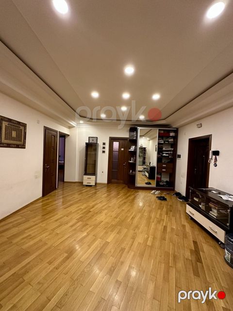 Satılır 3 otaqlı yeni tikili 163 m² — Bakı