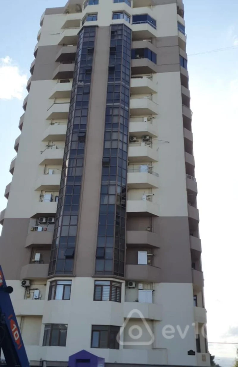 3 otaqlı mənzil, 96 m², Ukrayna dairəsi — kirayə — Mənzil, Bakı (10)