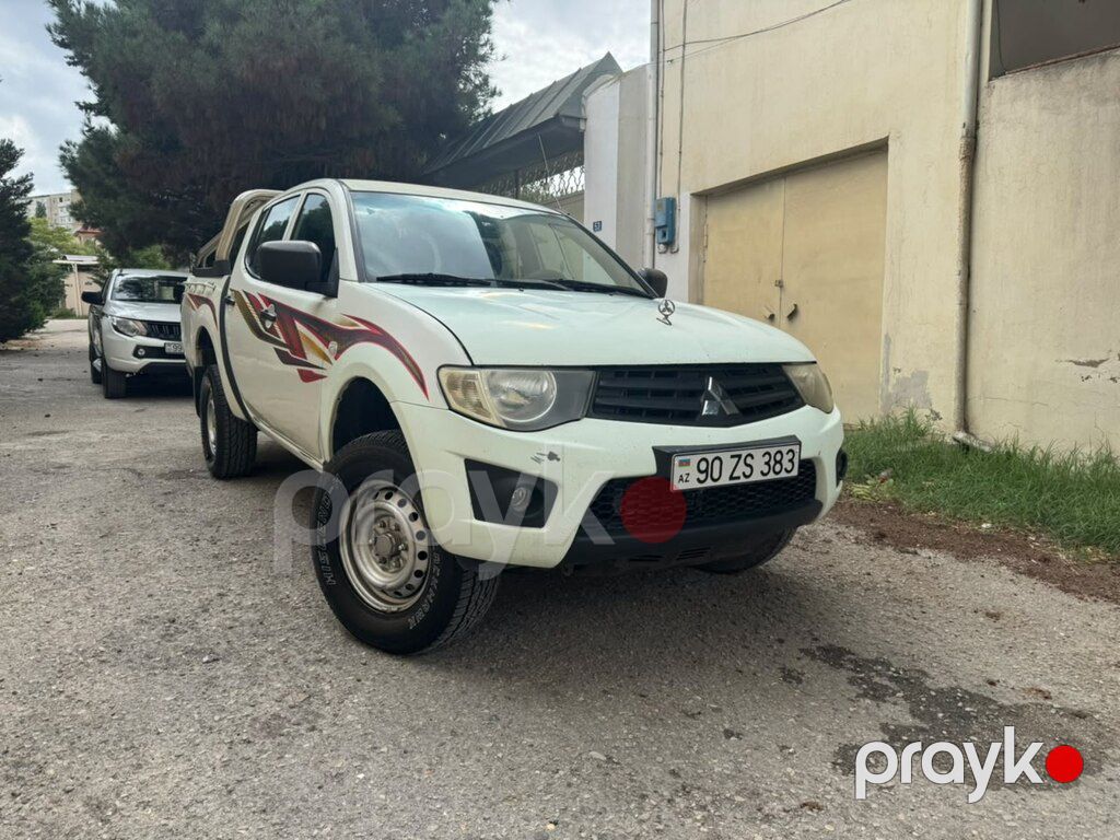 Mitsubishi L200, 2.5 L, 2013 il, 512 000 km — Avtomobillər, Bakı (3)