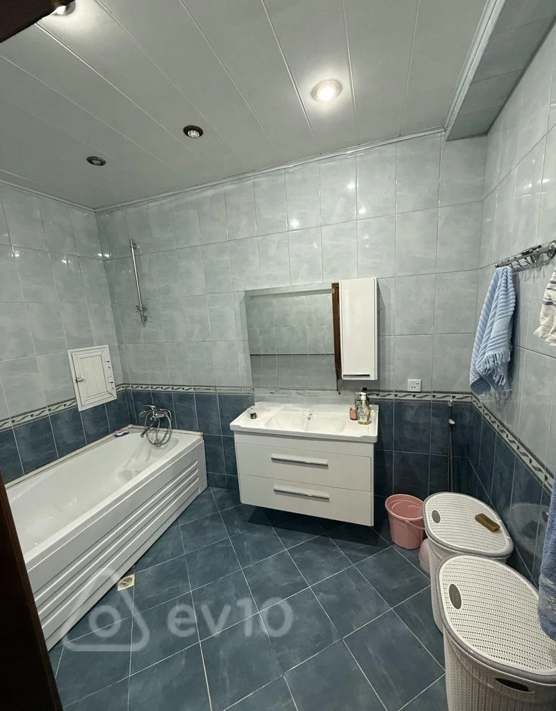 3 otaqlı mənzil, 135 m², M.Hadi küç — Mənzil, Bakı (11)