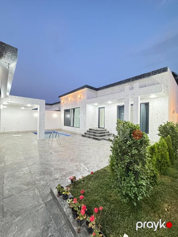 Satılır 4 otaqlı həyət evi/bağ evi 150 m² — Ev, villa, Bakı (2)
