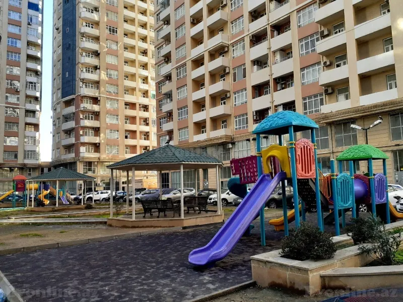 Satılır 3 otaqlı Mənzil Yeni tikili 130 m² Bakı, Xətai r — Mənzil, Bakı (2)