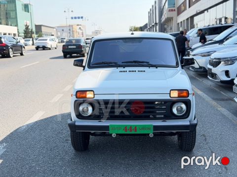 Lada (VAZ) Niva, 1.7 L, 2024 il, 3 000 km — Bakı