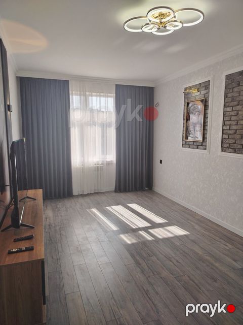 Satılır 3 otaqlı köhnə tikili 80 m² — Bakı