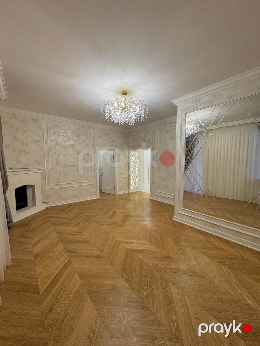 Satılır 4 otaqlı köhnə tikili 120 m² — Mənzil, Bakı (9)