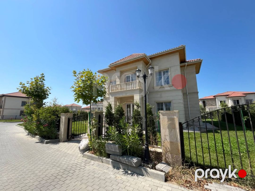 Satılır 7 otaqlı həyət evi/bağ evi 250 m² — Ev, villa, Bakı (3)