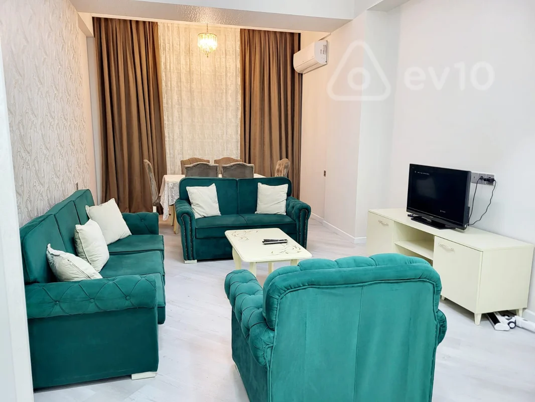 2 otaqlı mənzil, 75 m², Səməd Vurğun küçəsi — kirayə — Bakı