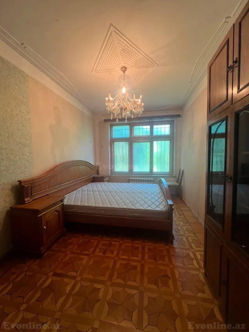 Kirayə verilir 4 otaqlı Mənzil Köhnə tikili 100 m² Bakı, Yasamal r., Yasamal — Mənzil, Bakı (3)