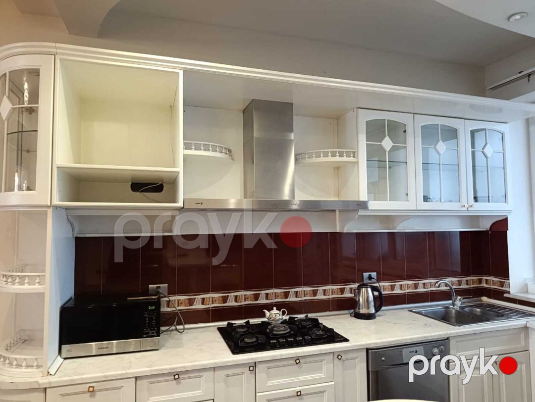 İcarəyə verilir 3 otaqlı köhnə tikili 185 m² — Mənzil, Bakı (9)
