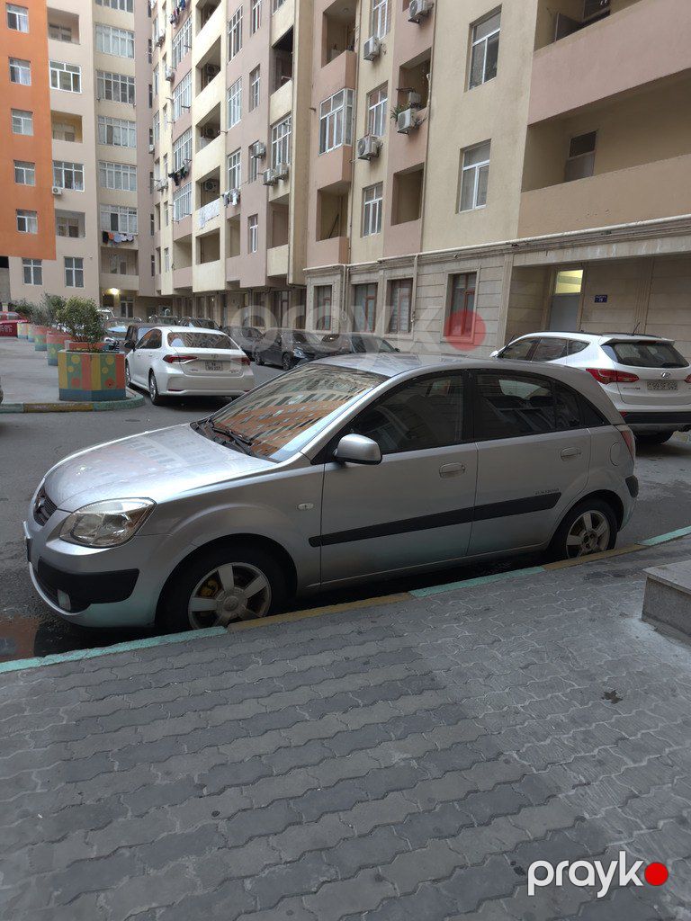 Kia Rio, 1.4 L, 2009 il, 274 000 km — Avtomobillər, Bakı (2)