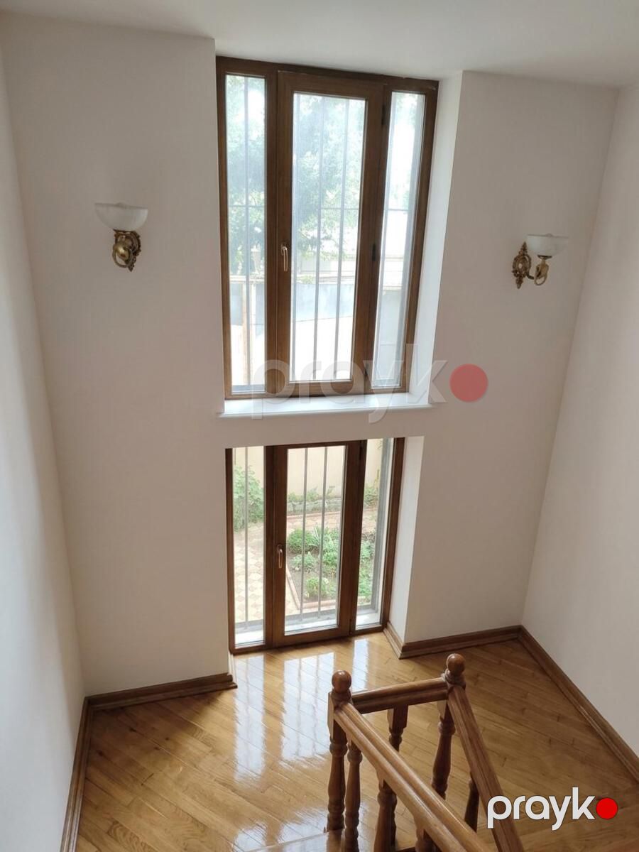 İcarəyə verilir 13 otaqlı ofis 700 m² — Ofis, Bakı (11)