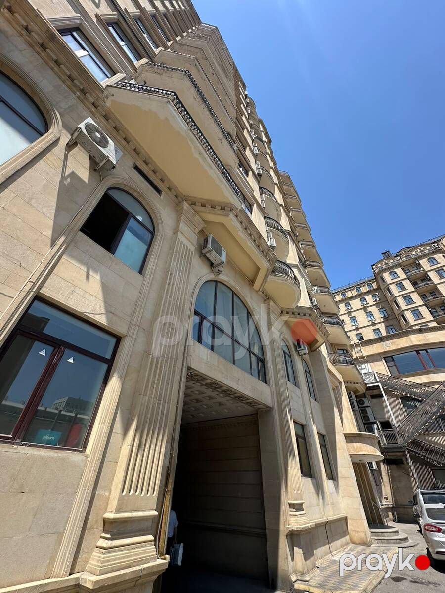 Satılır 3 otaqlı yeni tikili 140 m² — Mənzil, Bakı (2)