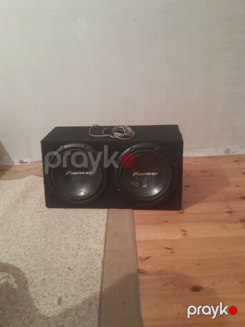 Pioneer avtomobil audio dəsti - İki ədəd Pioneer subwoofer qutuda — Digah