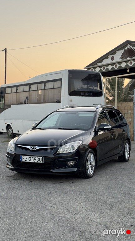 Hyundai i30, 1.6 L, 2011 il, 283 400 km — Bakı