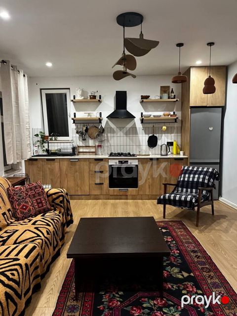 Satılır 6 otaqlı həyət evi/bağ evi 150 m² — Bakı