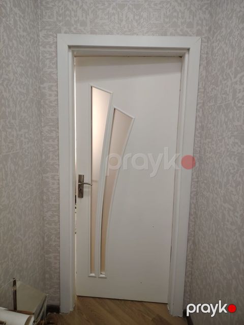 Aynur 2, 2 otaq qapilari satilir *cutu 90 AZN* *tək 45 AZN* Zamok — Bakı