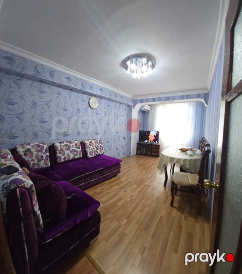 Satılır 2 otaqlı köhnə tikili 48 m² — Bakı