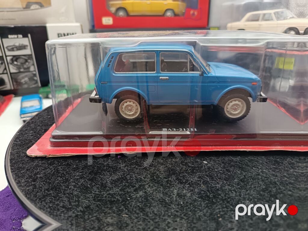 Kolleksionerlər üçün xüsusi təklif VAZ-21211 1:24 Hachette — Modellar, Masazır (2)