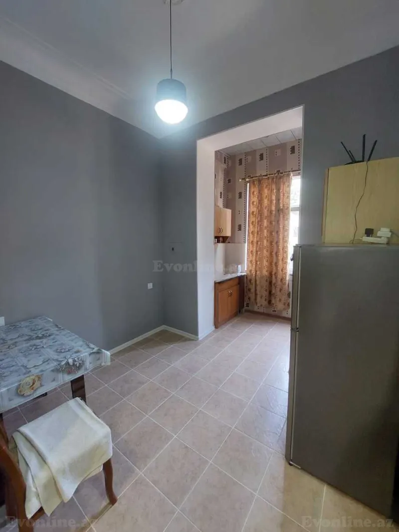 Kirayə verilir 1 otaqlı Mənzil Köhnə tikili 40 m² Bakı, Nəsimi r., 28 May m — Mənzil, Bakı (5)