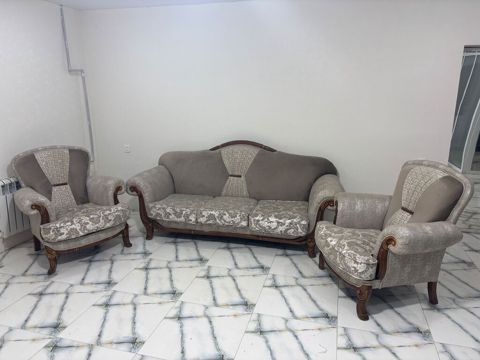 İşlənmiş, Divan, 2 kreslo — Vasiteci Sekine Xanim — Yumşaq mebel dəstləri