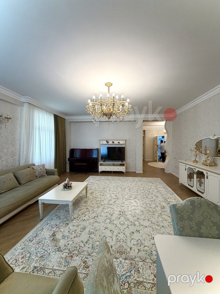 Satılır 3 otaqlı yeni tikili 145 m² — Mənzil, Bakı (2)