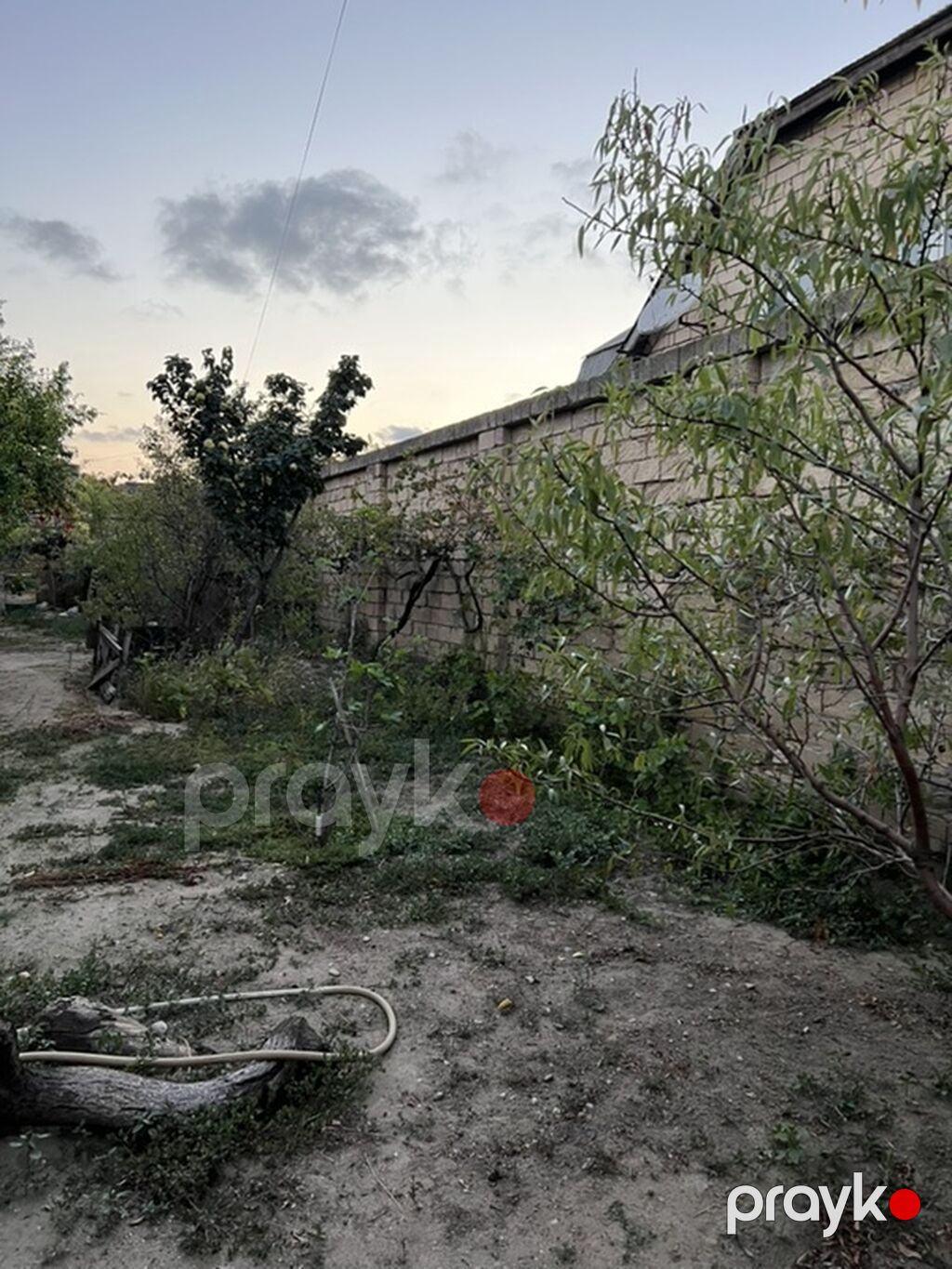 Sarayda torpağ 2.5 sotdu Bu həyəti alan özü üçün evdə tikə bilər — Ev, villa, Saray (2)
