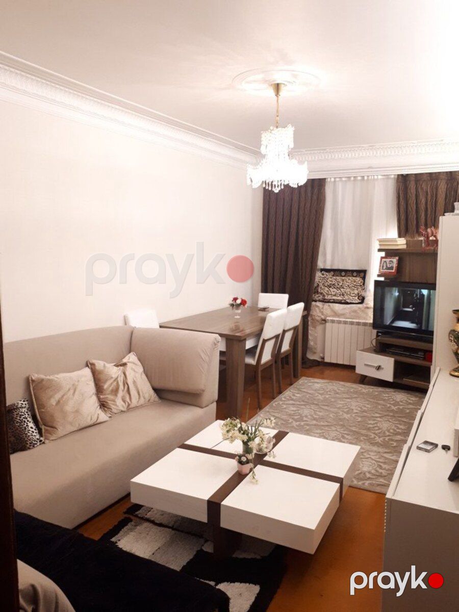 Satılır 2 otaqlı köhnə tikili 60 m² — Mənzil, Bakı (2)