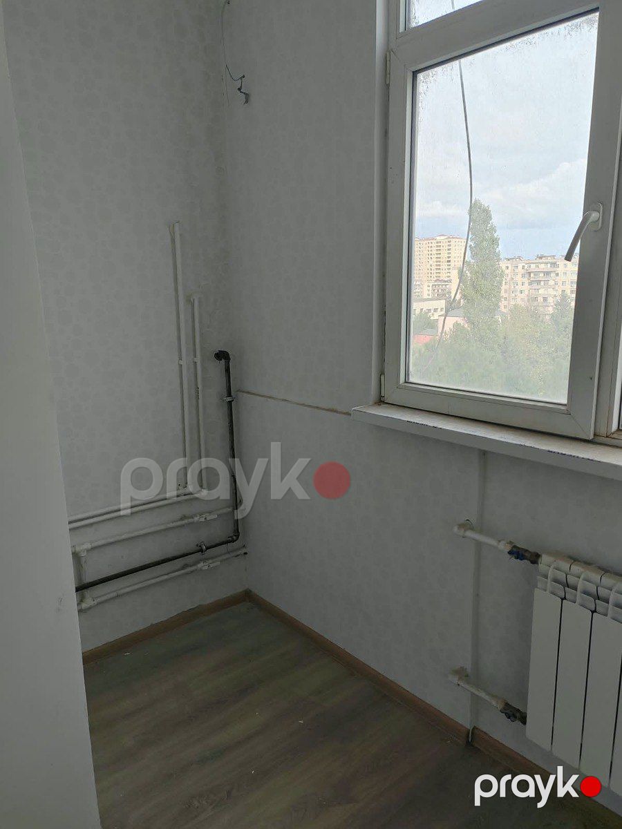 Satılır 2 otaqlı köhnə tikili 65 m² — Mənzil, Bakı (11)