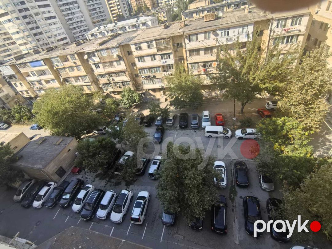 Satılır 2 otaqlı köhnə tikili 65 m² — Mənzil, Bakı (10)