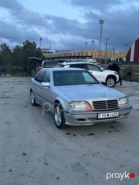 Mercedes C 180, 1.8 L, 1996 il, 354 557 km — Bakı