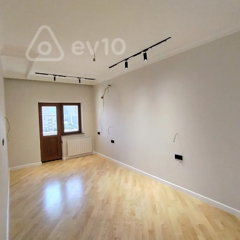 4 otaqlı mənzil, 205 m², Həsən salmani küçəsi — Mənzil, Bakı (9)