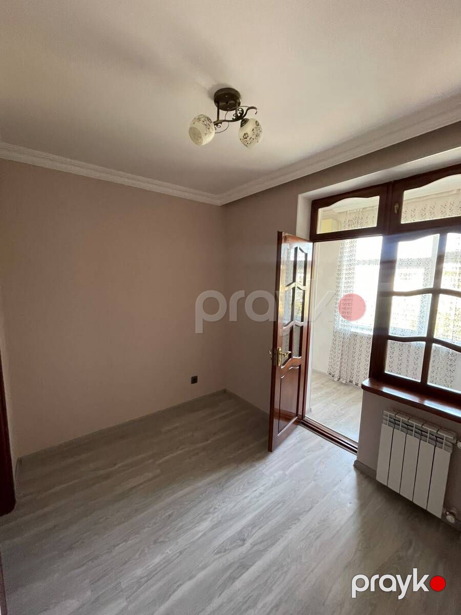 Satılır 2 otaqlı köhnə tikili 45 m² — Mənzil, Bakı (5)