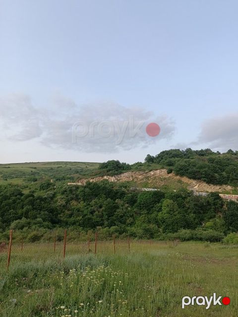 12 sot torpaq sahəsi, Şamaxı r — Şamaxı