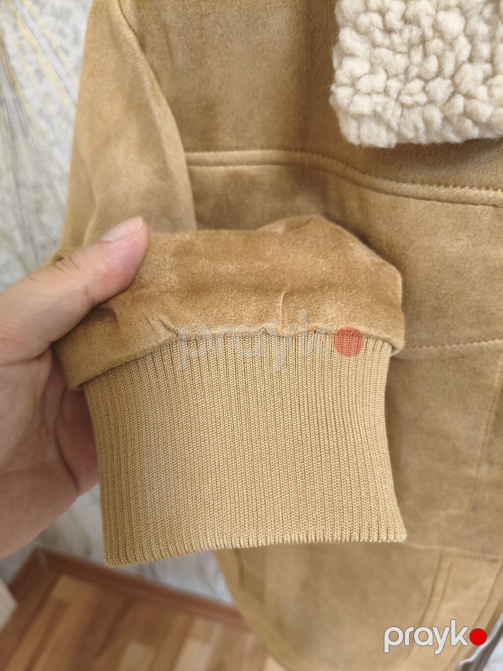 Kişi üçün qızılı-bej rəngdə süet effektli qış gödəkçəsi Yenidir — Kurtkalar, Digah (7)