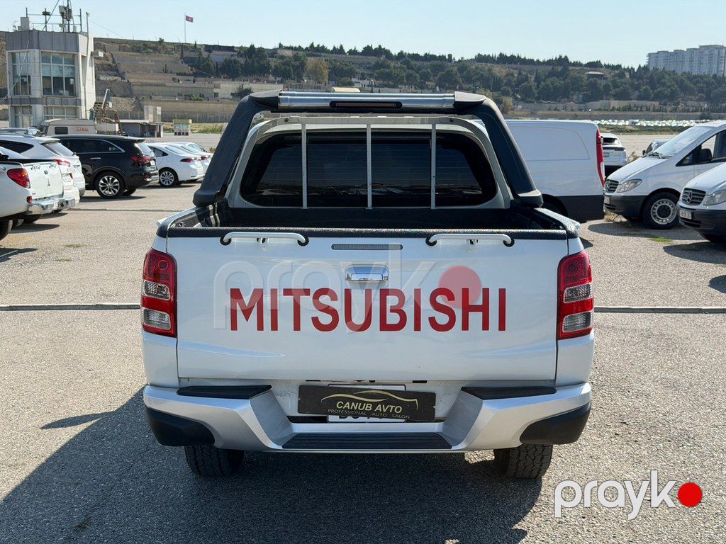 Mitsubishi L200, 2.5 L, 2016 il, 197 000 km — Avtomobillər, Bakı (6)