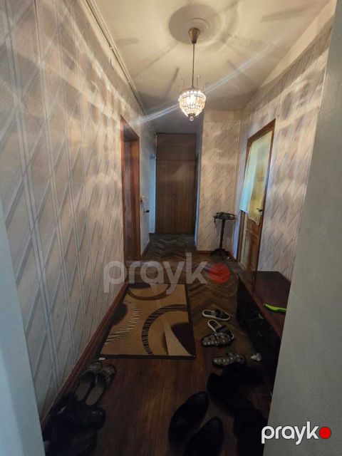 Satılır 3 otaqlı köhnə tikili 70.6 m² — Bakı