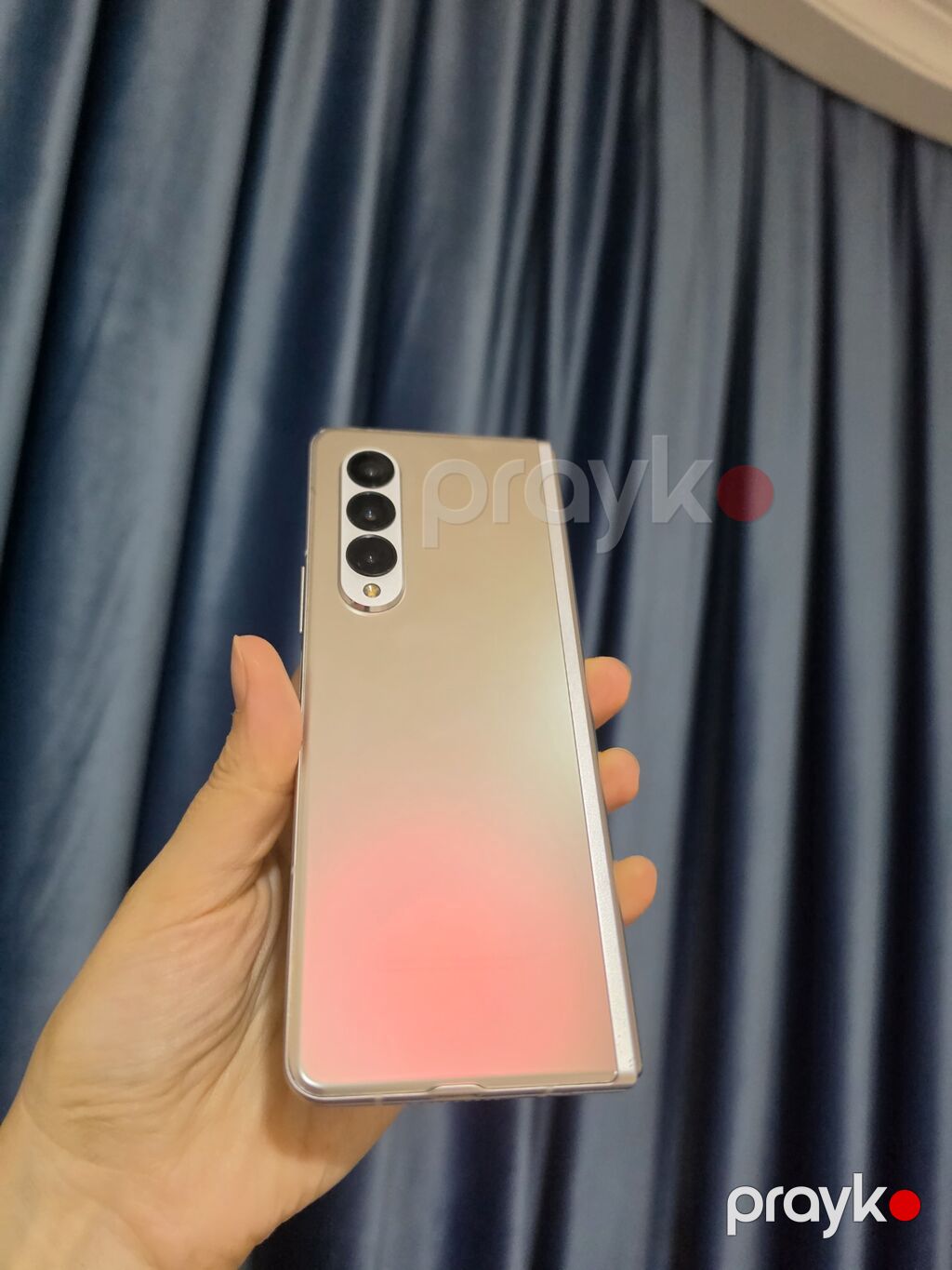 Samsung Galaxy Z Flip 3 5G, rəng - Qızılı, Barmaq izi — Samsung, Digah (2)