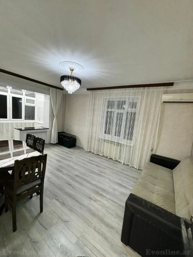 Satılır 2 otaqlı Mənzil Köhnə tikili 40 m² Bakı, Xətai r., Həzi Aslanov m — Bakı