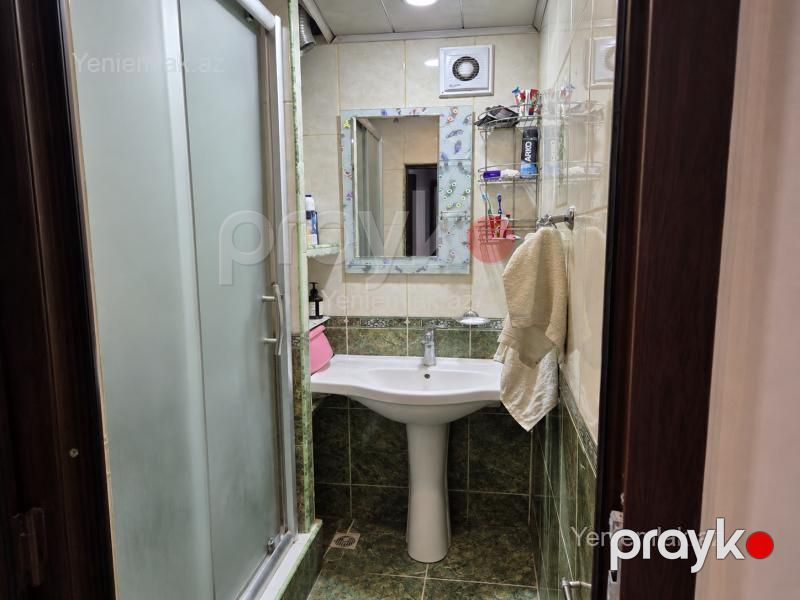 Satılır 2 otaqlı Bina evi menzil (Köhnə tikili), 65 m², Suraxanı rayonu — Mənzil, Bakı (10)